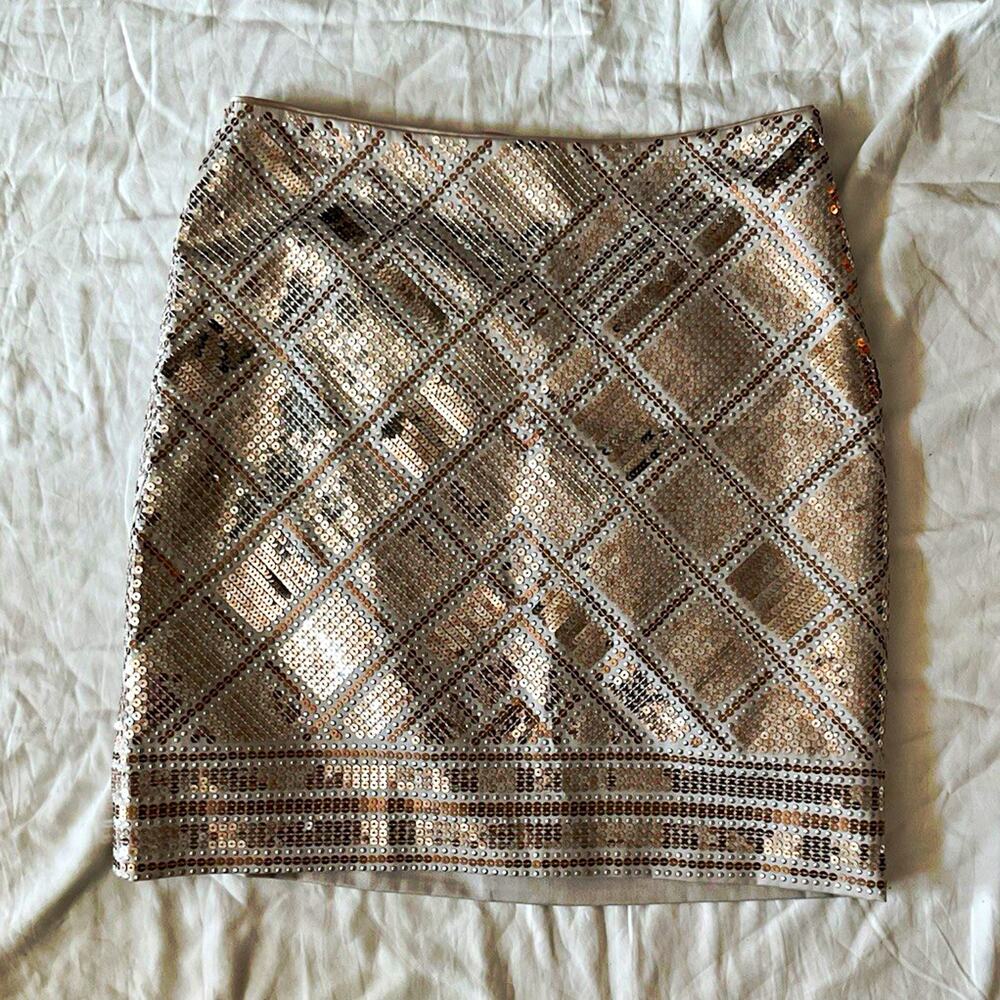 White House Black Market Silver Sequin Satin Mini Skirt Lined Zip Size 2